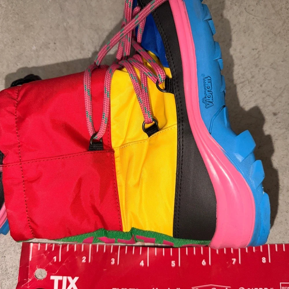 Stella McCartney Kids SnowBoots‎ Girls 5 Multi Color Block Vibram Sole Nylon
